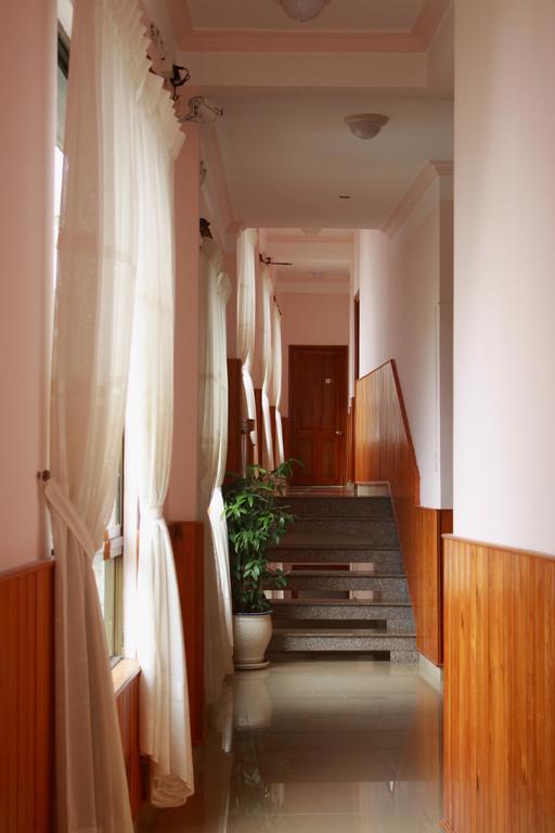 Gold Night Hotel Đà Lạt Exterior foto